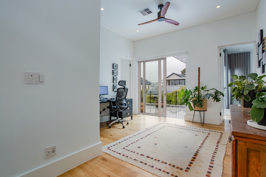 4 Bedroom Property for Sale in Val De Vie Estate Western Cape